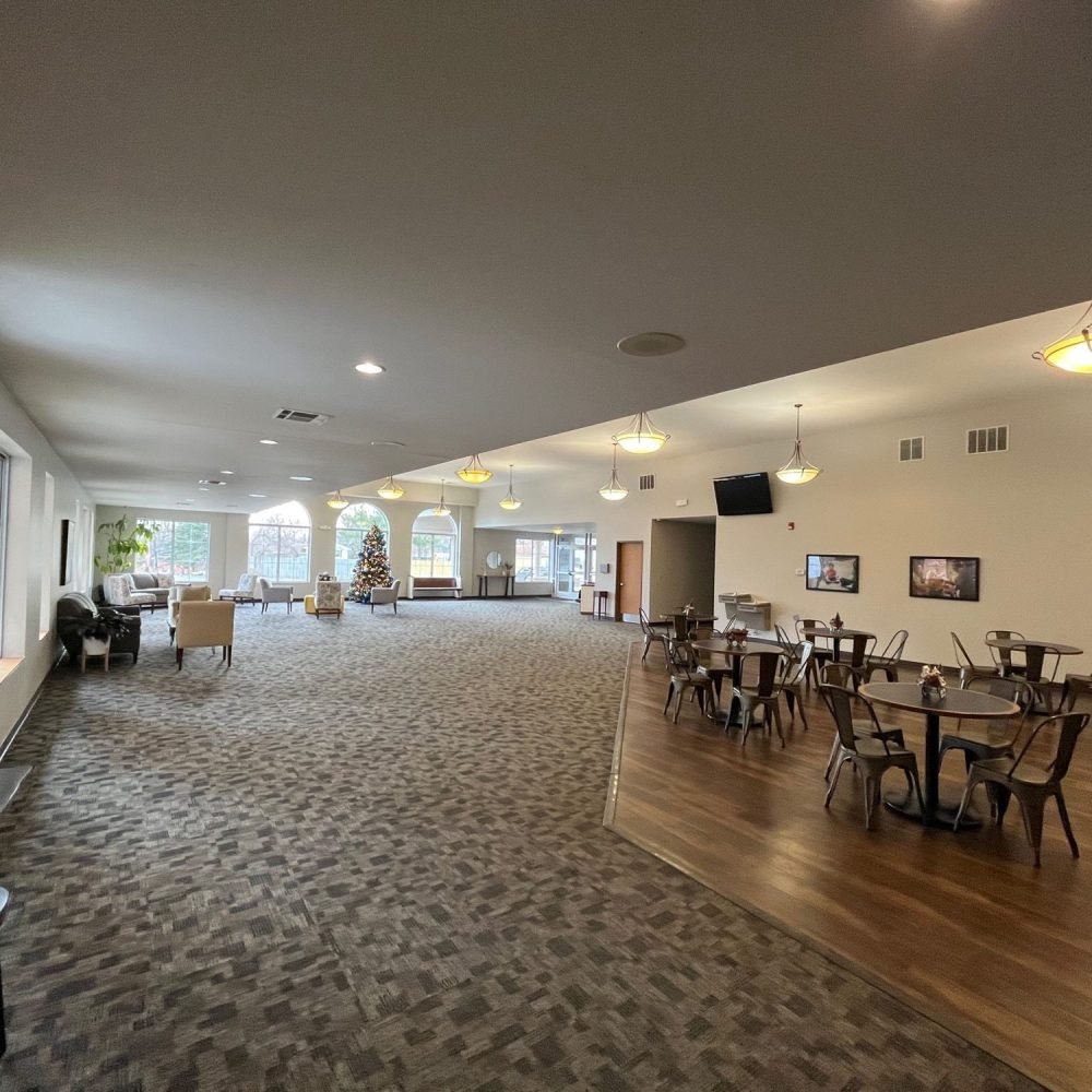 Lobby of Memorial Baptist Church with table and chairs